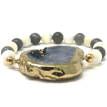 Load image into Gallery viewer, Labradorite &amp; Mother of Pearl Jewelry set